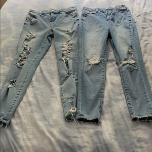Bundle of 2 American Eagle jeans